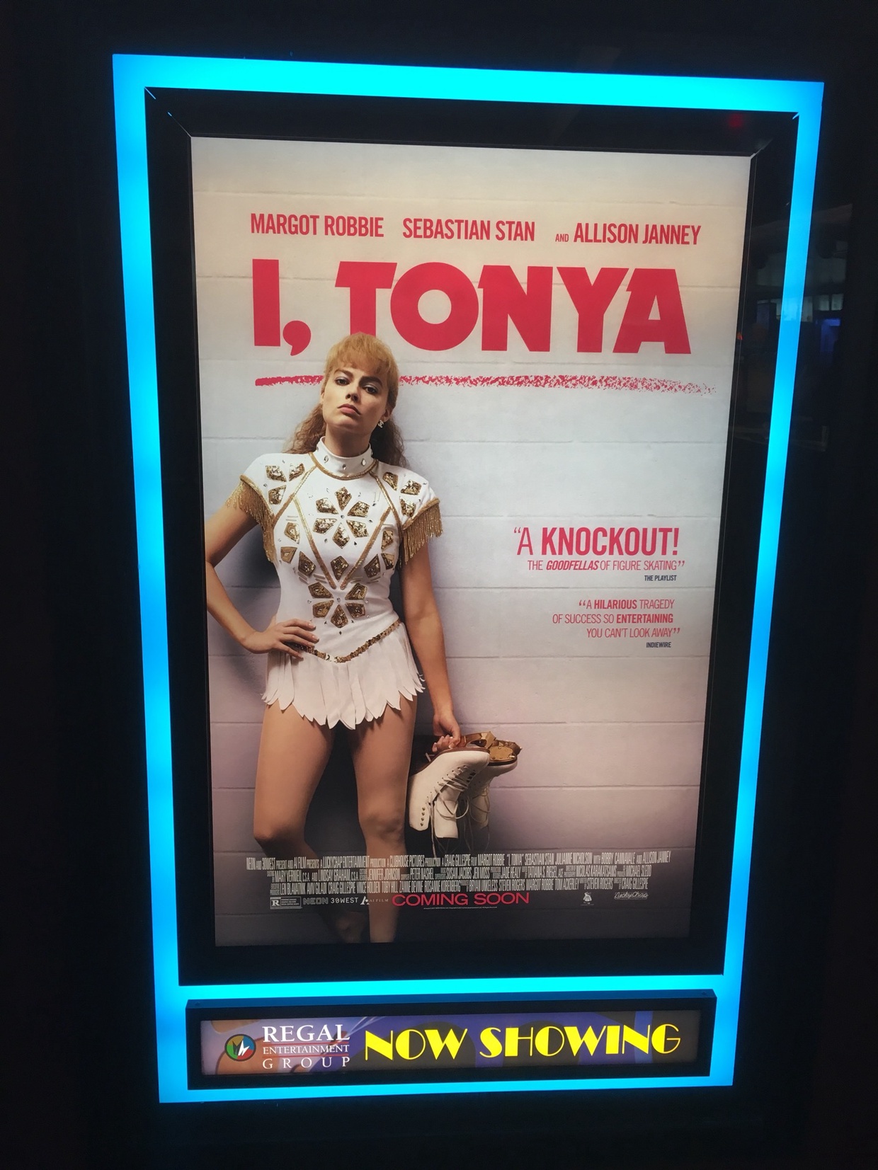 Regal Fox Cinemas - c6cwc9n