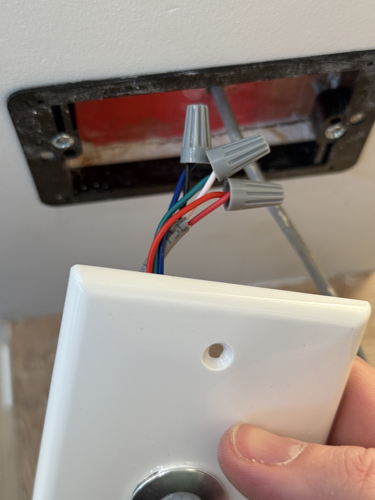 Cleaned up the last wire for the stairs motion sensors Cut out